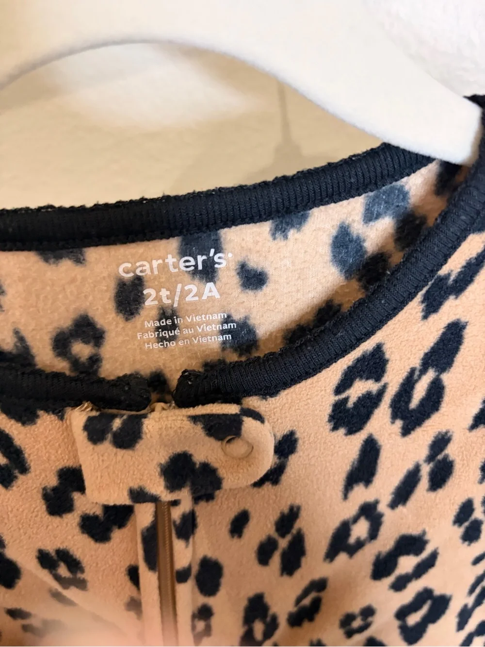 🐆 Carter’s Leopard Print Fleece Footed Pajama Sleeper 2T